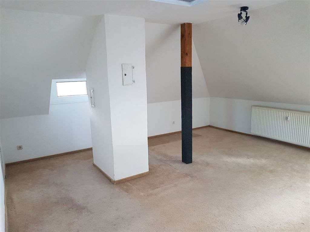 gemütl. 2 ZI-Wohnung ** Dusche ** Singleküche ** Keller