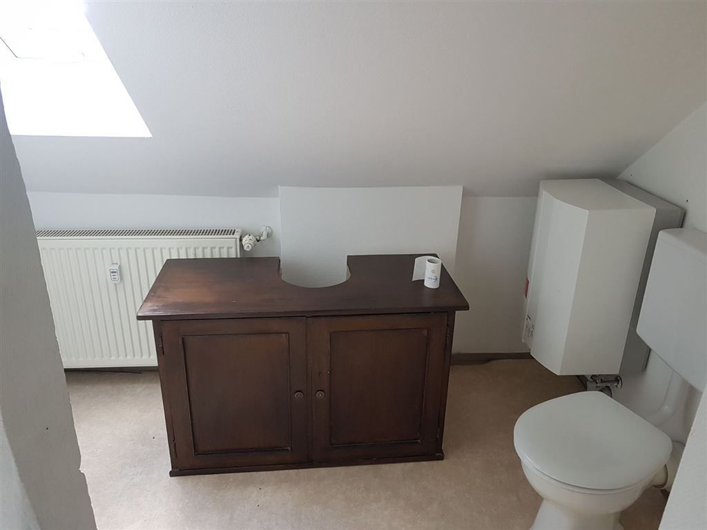 gemütl. 2 ZI-Wohnung ** Dusche ** Singleküche ** Keller