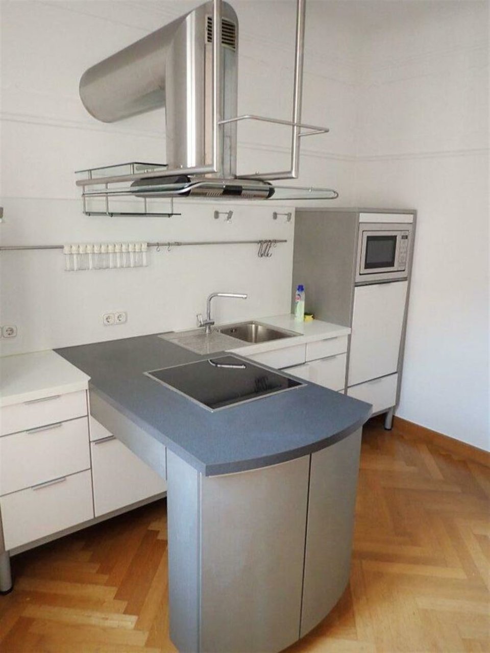 CO-City ** Denkmalschutz Altbau ** 4 ZI ** ALLES NEU !!! **