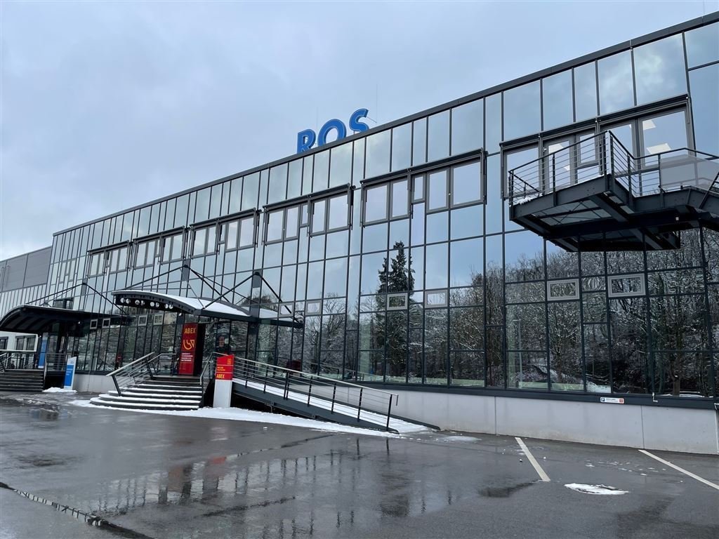 CO-Süd ** ca. 1.800 m² Fläche z. viels. Nutzung  ** ebenerdig **