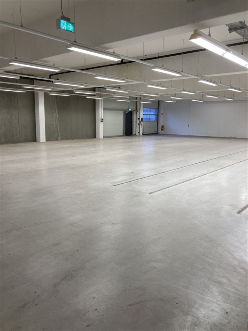 CO-Süd ** ca. 1.800 m² Fläche z. viels. Nutzung  ** ebenerdig **