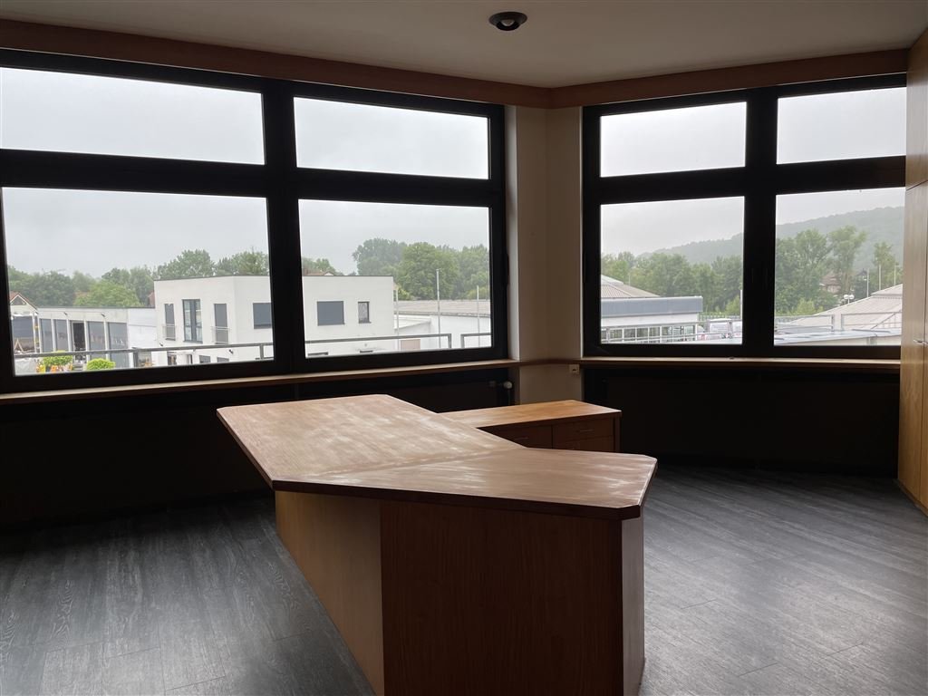 CO-SÜD ** ca. 450 m² Showroom, Lager und Büro  ca. 200 m² **