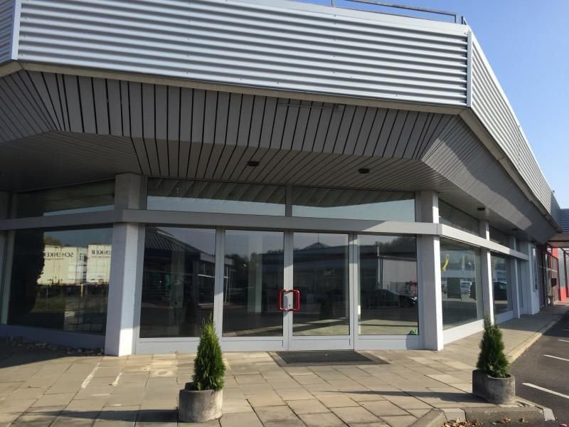 CO-SÜD ** ca. 450 m² Showroom, Lager und Büro  ca. 200 m² **