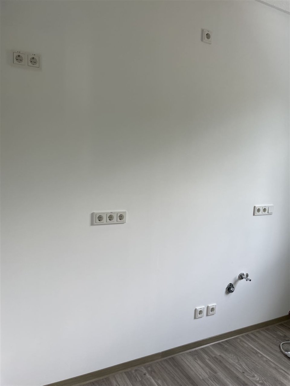 CO SÜD ** im NEUBAU ** ca. 80 m² im 1. OG ** Fachmarktlage LIFT