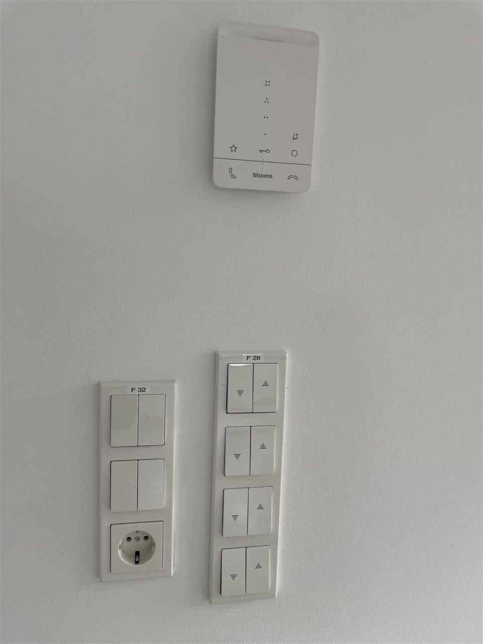 CO SÜD ** im NEUBAU ** ca. 80 m² im 1. OG ** Fachmarktlage LIFT
