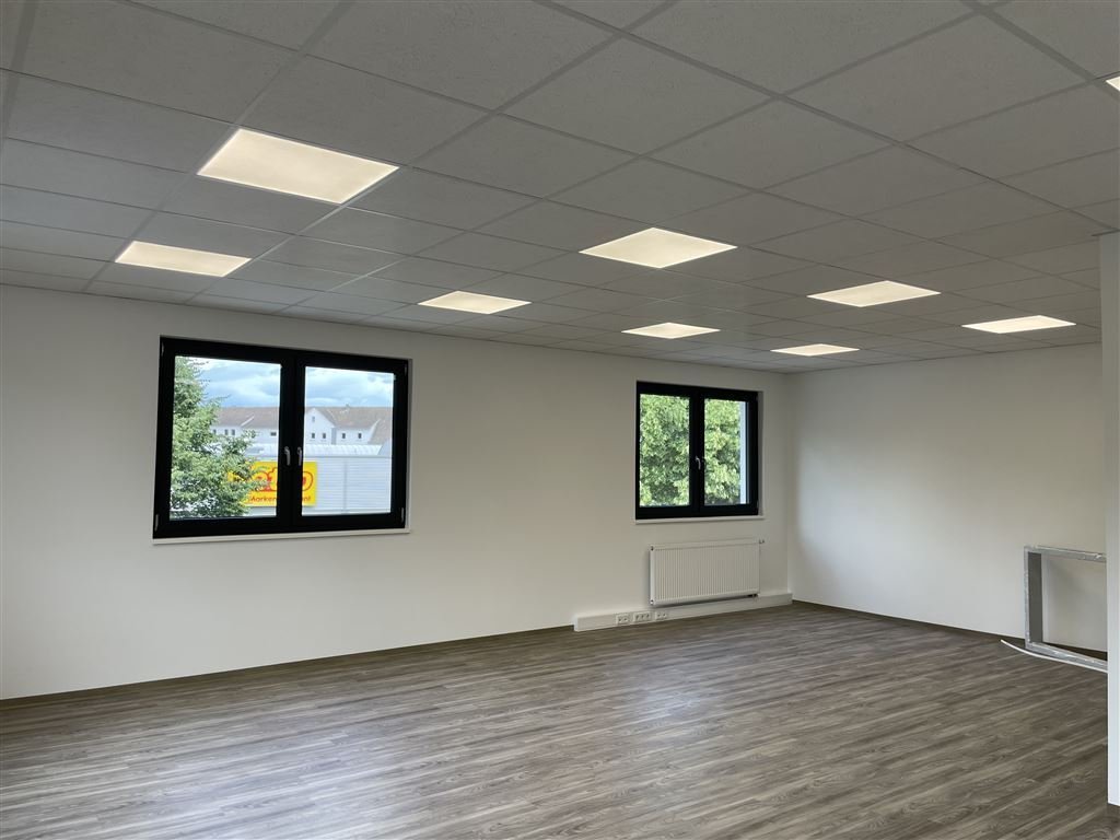 CO SÜD ** im NEUBAU ** ca. 80 m² im 1. OG ** Fachmarktlage LIFT