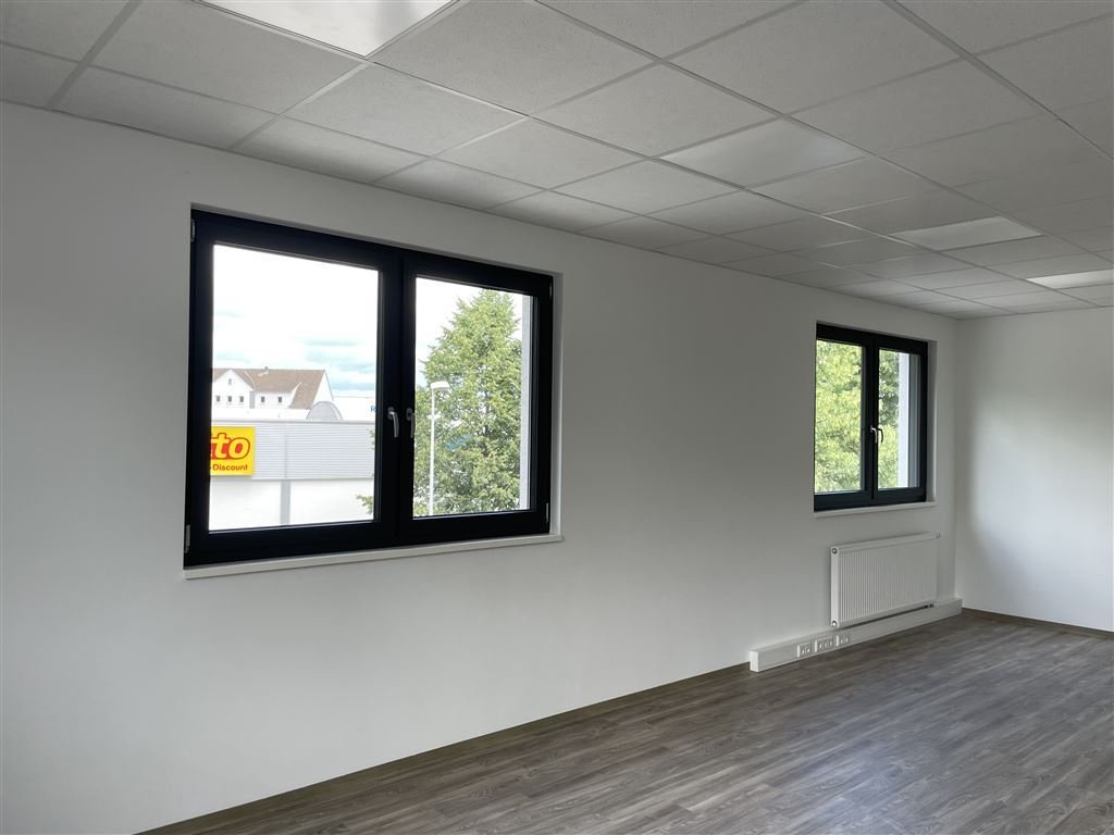 CO SÜD ** im NEUBAU ** ca. 80 m² im 1. OG ** Fachmarktlage LIFT