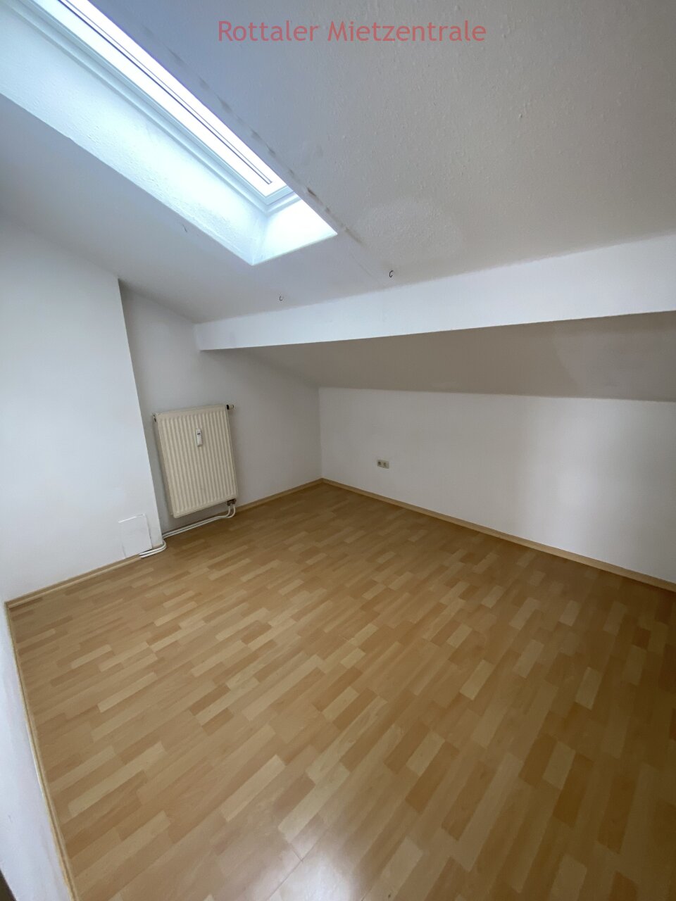 ***BAYERISCHE MIETZENTRALE: SCHÖNE 3-ZIMMER WOHNUNG IM THERMEN- UND GOLFPARADIES BAD GRIESBACH!!!***