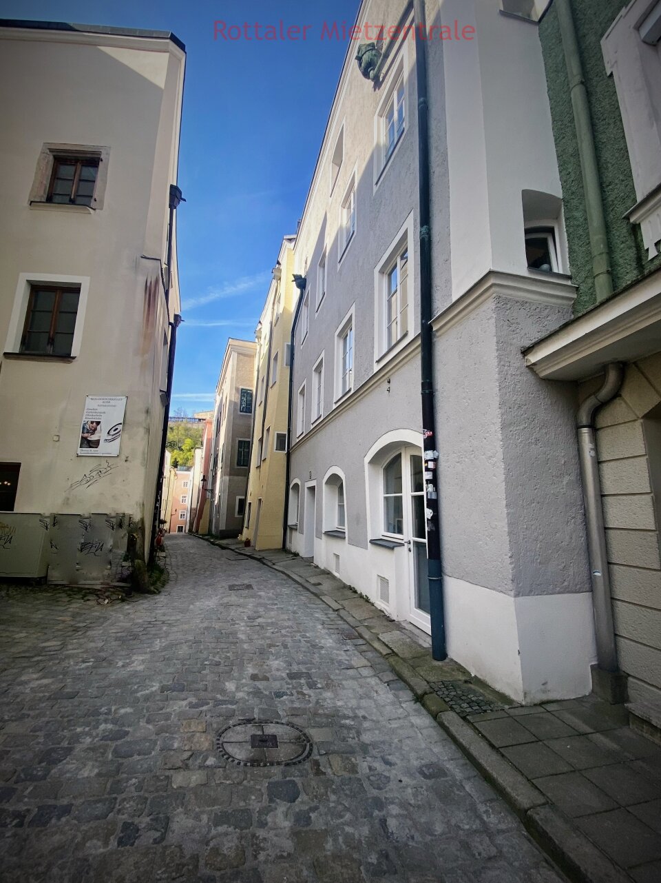 ***BAYERISCHE MIETZENTRALE: EINZIGARTIGE, CHARMANTE 96 QUADRATMETER WOHNUNG IN PASSAUS HISTORISCHER ALTSTADT!!!***