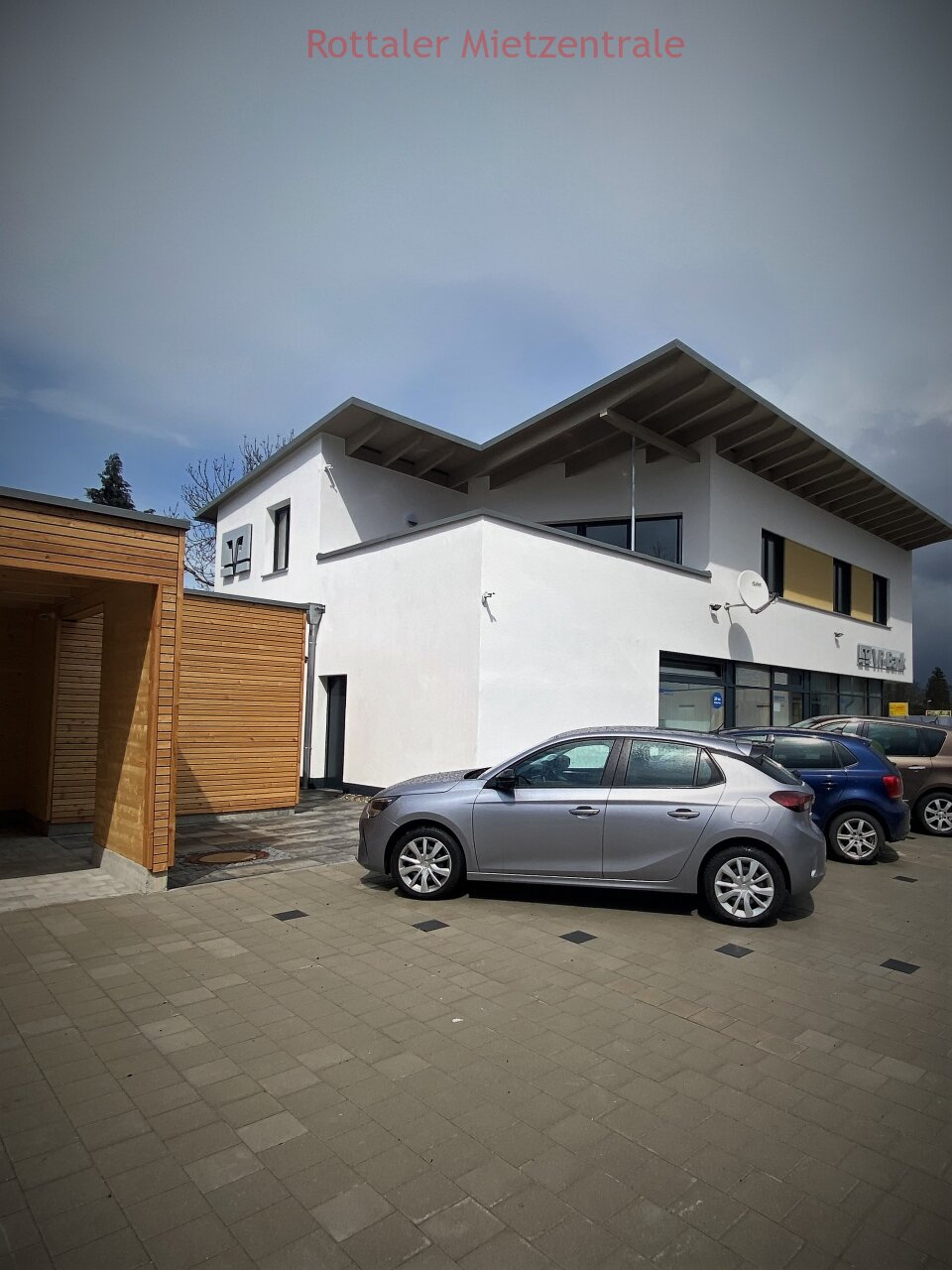 ***BAYERISCHE MIETZENTRALE: Attraktive 4-Zimmer Neubau-Wohnung in Simbach / Landau***