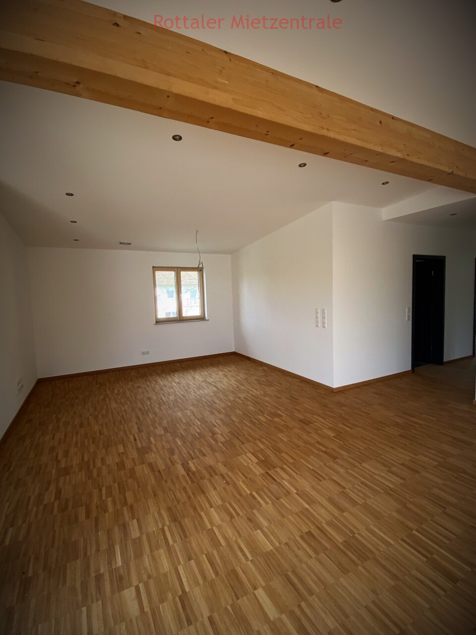 ***BAYERISCHE MIETZENTRALE: Attraktive 4-Zimmer Neubau-Wohnung in Simbach / Landau***