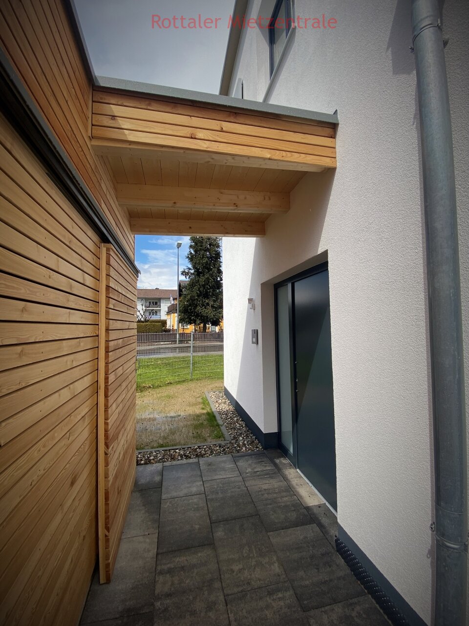 ***BAYERISCHE MIETZENTRALE: Attraktive 4-Zimmer Neubau-Wohnung in Simbach / Landau***