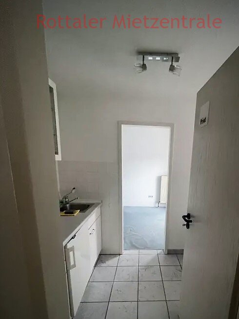 ***BAYERISCHE MIETZENTALE: helle und freundliche Büro- oder Praxisräume in Pocking!!!***