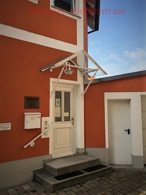 ***BAYERISCHE MIETZENTALE: helle und freundliche Büro- oder Praxisräume in Pocking!!!***