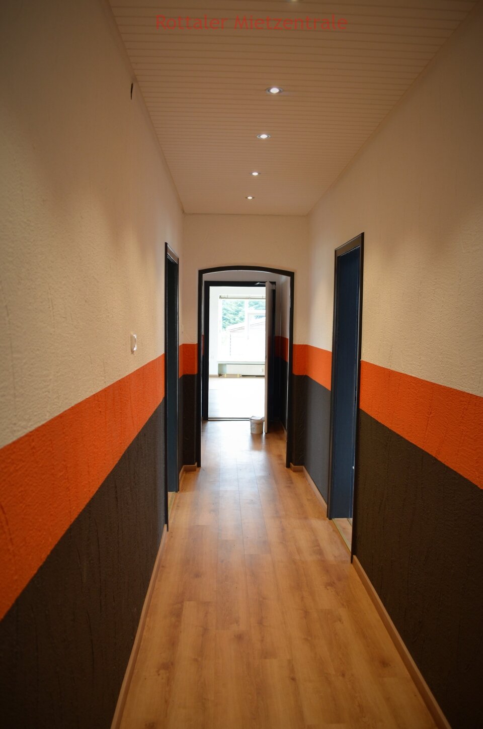 ***BAYERISCHE MIETZENTRALE: moderne, helle Büro- oder Praxisräume auf 160qm!!!***