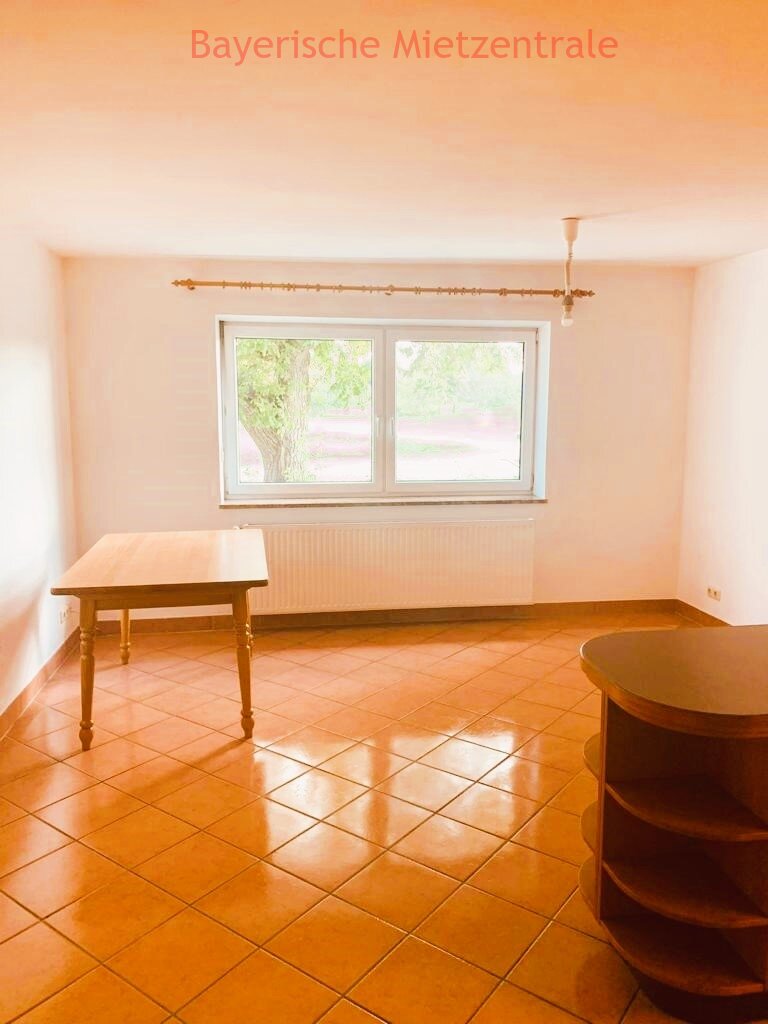 ***BAYERISCHE MIETZENTRALE: Wunderschöne und ruhig gelegene Doppelhaushälfte direkt am Golfplatz!!!***