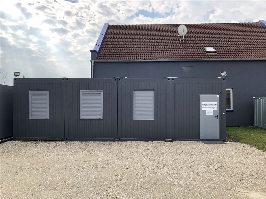 LIF ** Werkstatt ** Büro und Freifläche **