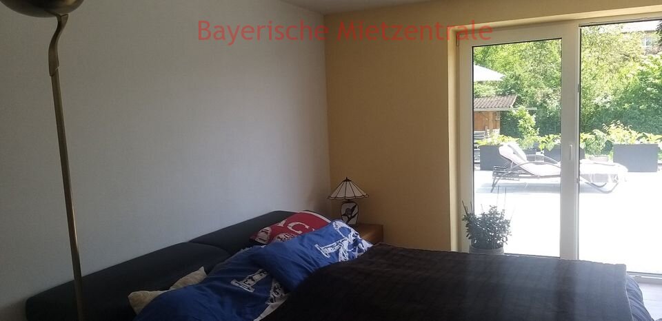 ***BAYERISCHE MIETZENTRALE: tolle Wohnung mit Dachterrasse***