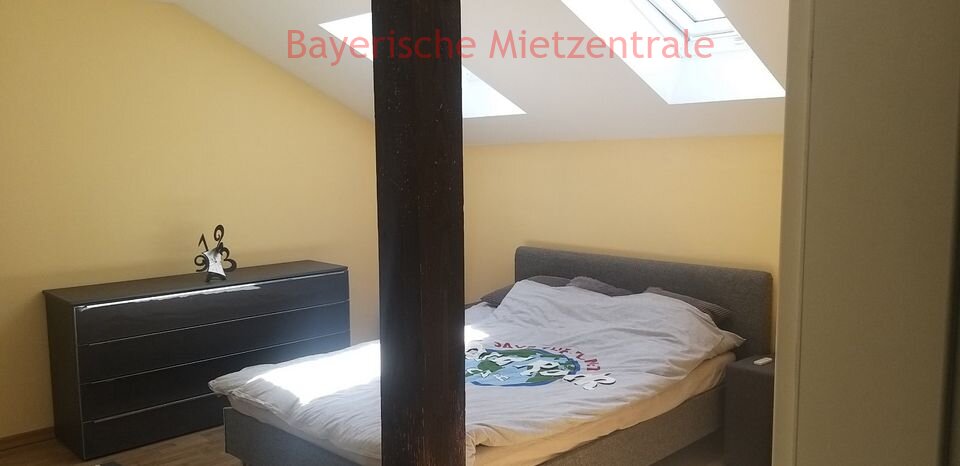 ***BAYERISCHE MIETZENTRALE: tolle Wohnung mit Dachterrasse***