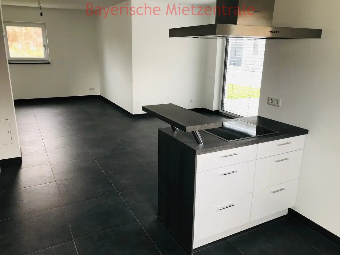 ***BAYERISCHE MIETZENTRALE: lichtdurchflutete 3-Zimmer Wohnung - barrierefrei***