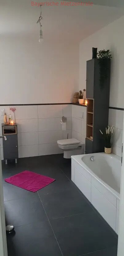 ***BAYERISCHE MIETZENTRALE: lichtdurchflutete 3-Zimmer Wohnung - barrierefrei***