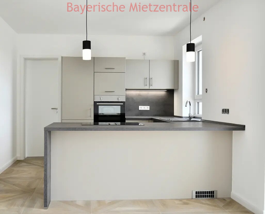 ***BAYERISCHE MIETZENRALE: tolle 2-Zimmer Neubau-Dachgeschosswohnung***