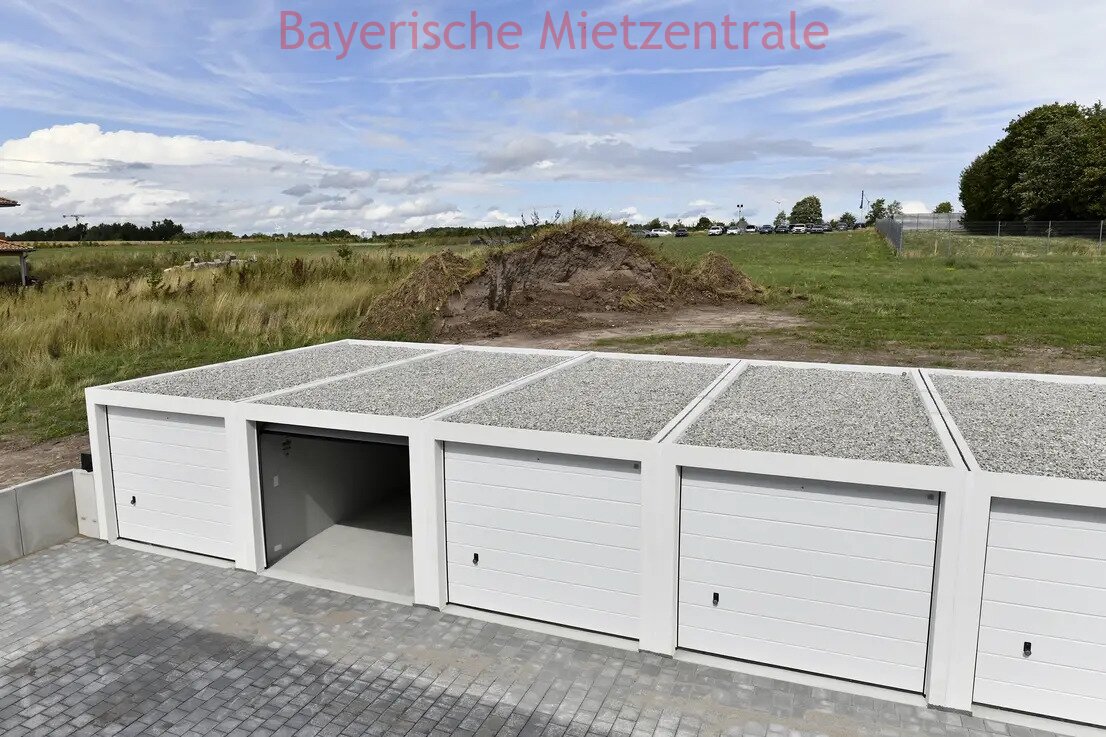 ***BAYERISCHE MIETZENRALE: tolle 2-Zimmer Neubau-Dachgeschosswohnung***