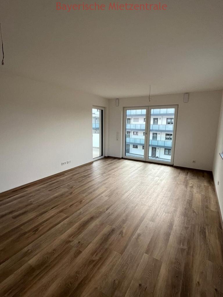 ***BAYERISCHE MIETZENTRALE: Exklusive und attraktive 3-Zimmer-Neubauwohnung mit Loggia in zentraler Lage!!!***