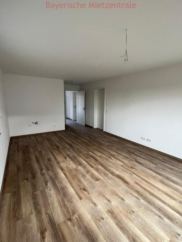 ***BAYERISCHE MIETZENTRALE: Exklusive und attraktive 3-Zimmer-Neubauwohnung mit Terrasse in zentraler Lage!!!***