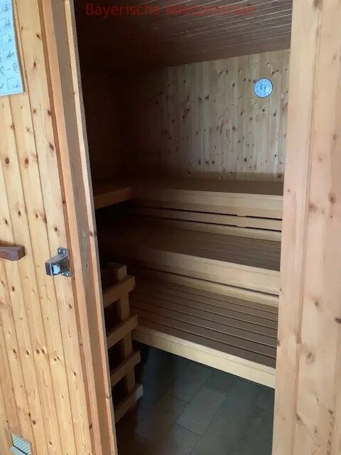 ***BAYERISCHE MIETZENTRALE: Senioren-Villa Lebens(t)raum - Ihre Wohngemeinschaft für 50+!!!***