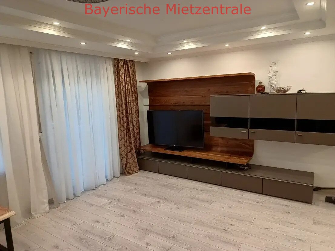 ***BAYERISCHE MIETZENTRALE: Attraktives und vollst. renoviertes Reihenhaus mit lux. Innenausstattung!!!***