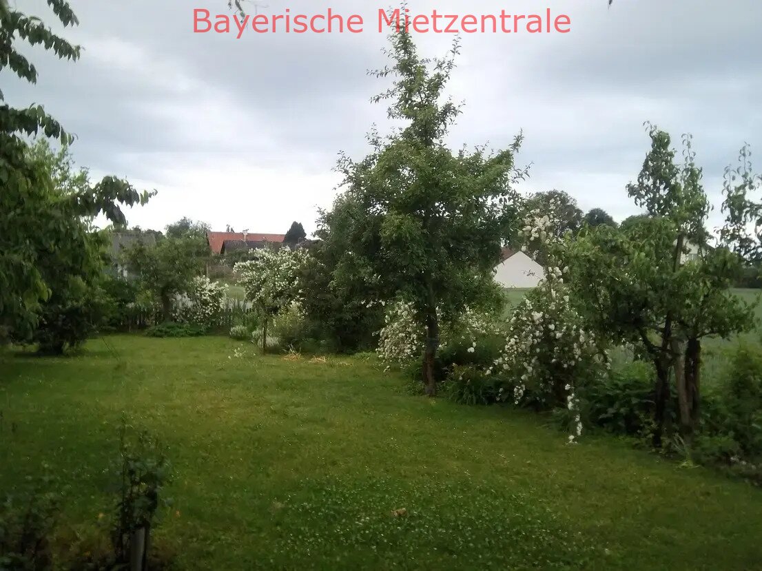 ***BAYERISCHE MIETZENTRALE: Gepflegtes, freistehendes Einfamilienhaus - Niedrigenergiebauweise!!!***