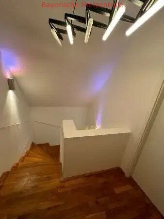 ***BAYERISCHE MIETZENTRALE: Günstiges 5-Zimmer-Einfamilienhaus mit gehobener Innenausstattung und EBK!!!***