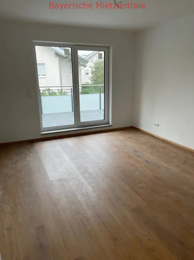 ***BAYERISCHE MIETZENTRALE: Neuwertige Doppelhaushälfte zu vermieten - zentral in Freilassing!!!***