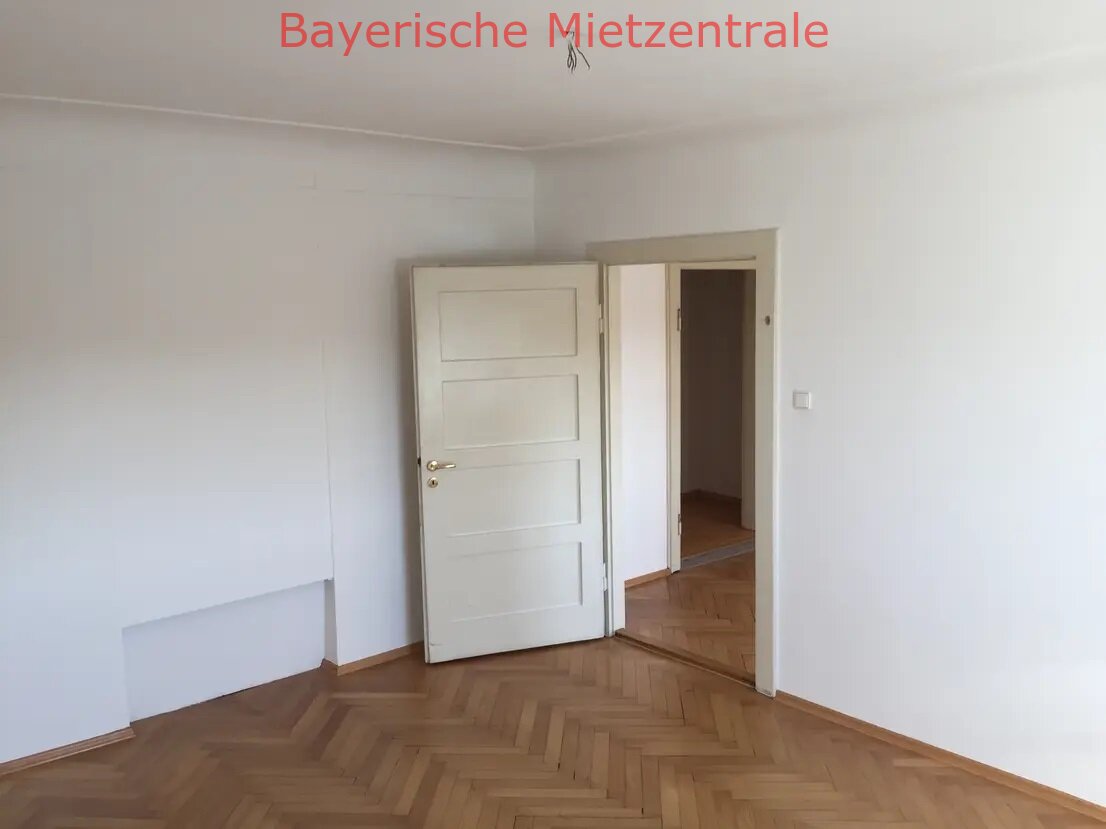 ***Bayerische Mietzentrale: Ideale 3-4er WG-Altbau-Wohnung (91qm/107qm) am Anger in Passau***