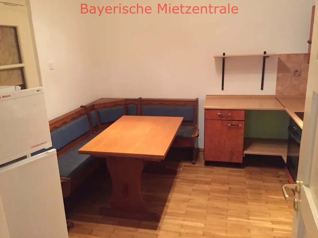 ***Bayerische Mietzentrale: Ideale 3-4er WG-Altbau-Wohnung (91qm/107qm) am Anger in Passau***