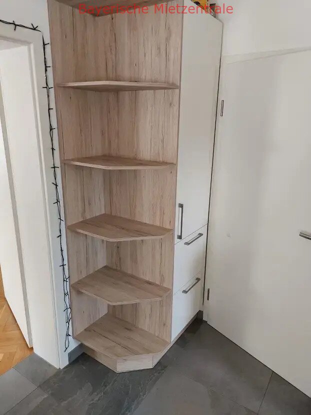 ***BAYERISCHE MIETZENTRALE: Geräumige, geschmackvolle 7-Raum-EG-Wohnung mit luxuriöser Innenausstattung mit EBK!!!***