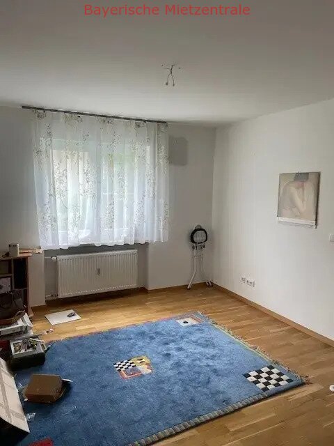 ***BAYERISCHE MIETZENTRALE: Geräumige, geschmackvolle 7-Raum-EG-Wohnung mit luxuriöser Innenausstattung mit EBK!!!***