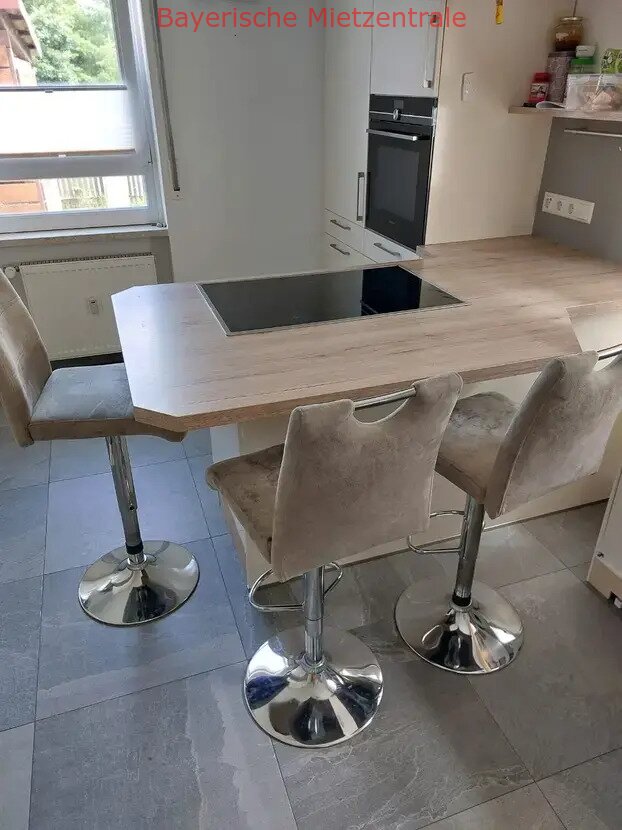 ***BAYERISCHE MIETZENTRALE: Geräumige, geschmackvolle 7-Raum-EG-Wohnung mit luxuriöser Innenausstattung mit EBK!!!***