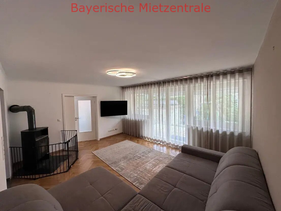 ***BAYERISCHE MIETZENTRALE: Geräumige, geschmackvolle 7-Raum-EG-Wohnung mit luxuriöser Innenausstattung mit EBK!!!***