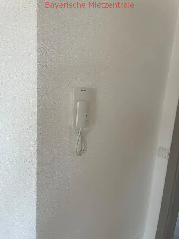 ***BAYERISCHE MIETZENTRALE: Sehr schönes Neubau-Penthouse mit großer Dachterrasse - bezugsfertig!!!***