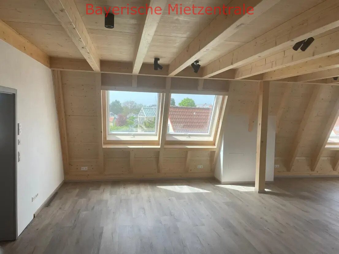 ***BAYERISCHE MIETZENTRALE: Sehr schönes Neubau-Penthouse mit großer Dachterrasse - bezugsfertig!!!***