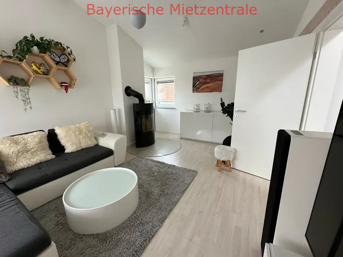 ***BAYERISCHE MIETZENTRALE: Attraktives und freistehendes 120 qm Einfamilienhaus!!!***