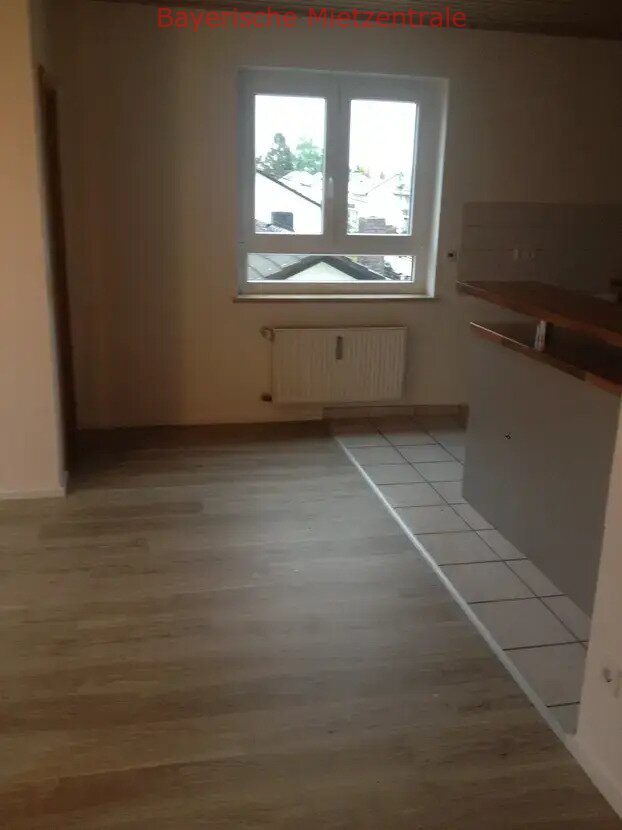 ***BAYERISCHE MIETZENTRALE: Schöne klimatisierte 3,5 Zimmer Wohnung!!!***