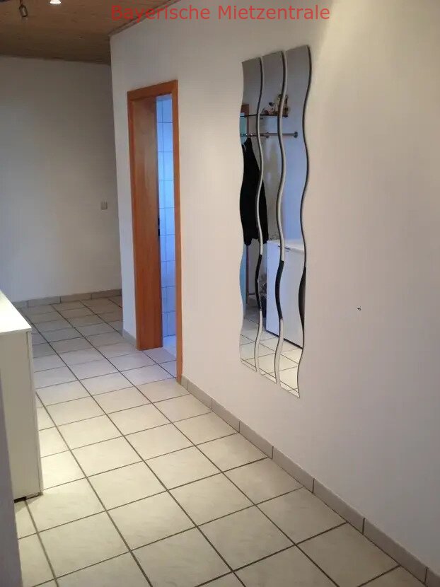 ***BAYERISCHE MIETZENTRALE: Schöne klimatisierte 3,5 Zimmer Wohnung!!!***