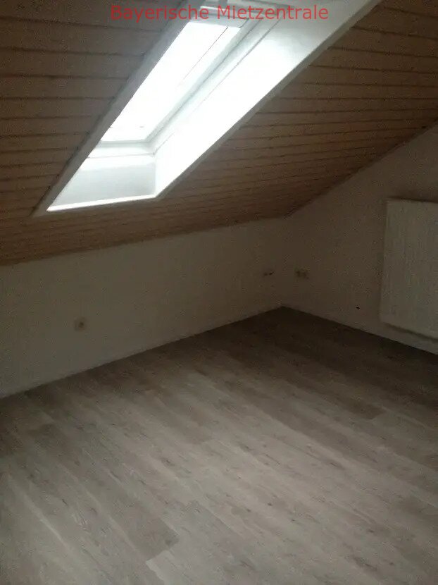 ***BAYERISCHE MIETZENTRALE: Schöne klimatisierte 3,5 Zimmer Wohnung!!!***