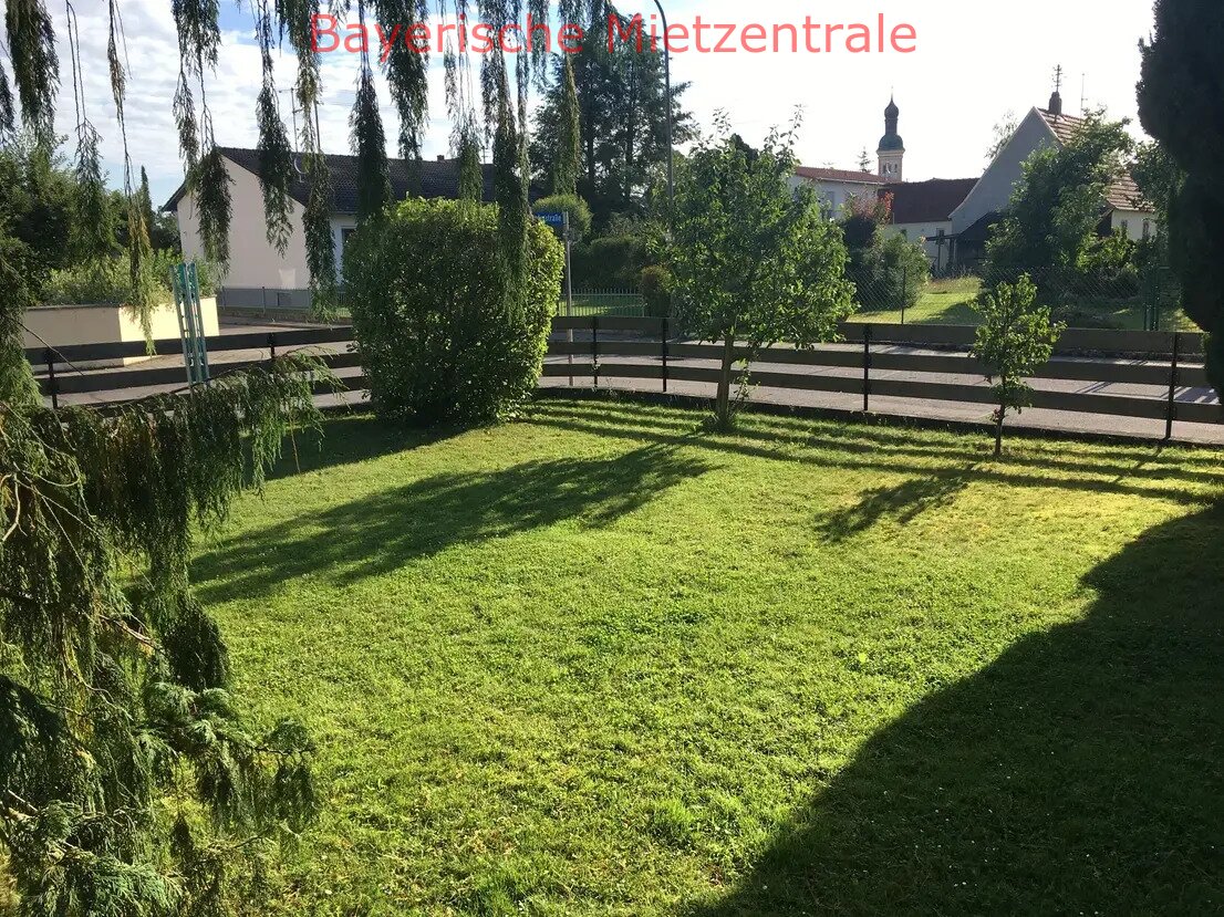 ***BAYERISCHE MIETZENTRALE: Schöne klimatisierte 3,5 Zimmer Wohnung!!!***