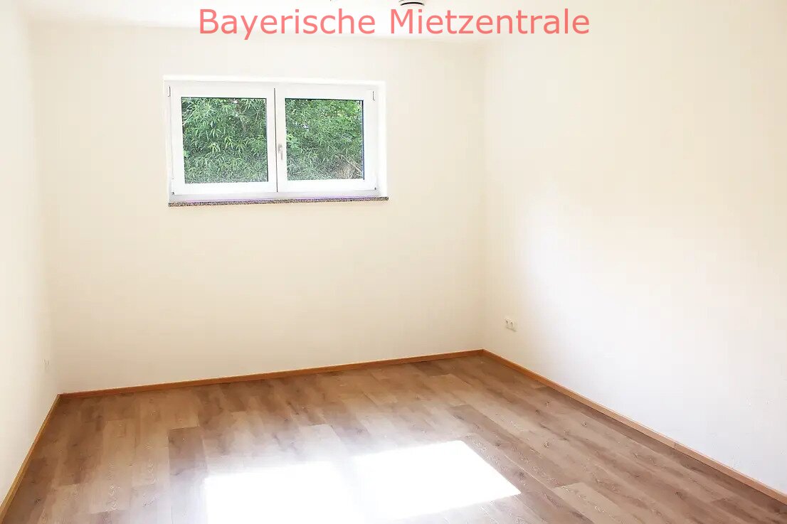 ***BAYERISCHE MIETZENTRALE: Schönes geräumiges Reihenmittelhaus mit guter Raumaufteilung in Obergriesbach!!!***