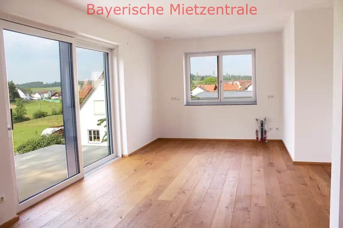 ***BAYERISCHE MIETZENTRALE: Großzügiges Haus mit traumhaftem Ausblick von der Dachterasse in Obergriesbach!!!***