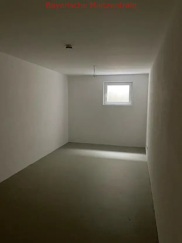 ***BAYERISCHE MIETZENTRALE: Geräumiges Reiheneckhaus mit 5 Zimmer in Buchloe-Lindenberg!!!***